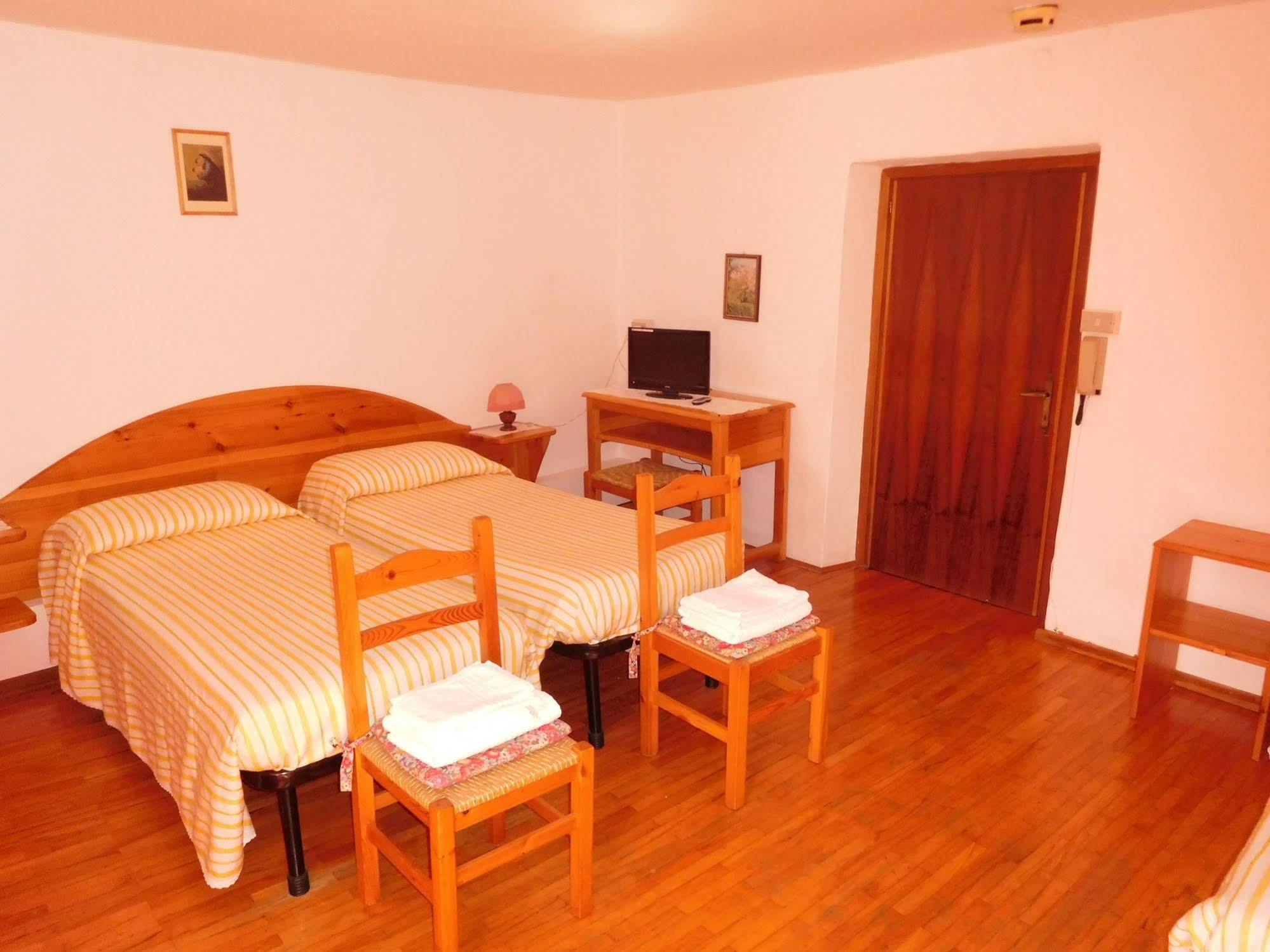Antico Albergo Sant'Antonio Fonzaso Экстерьер фото